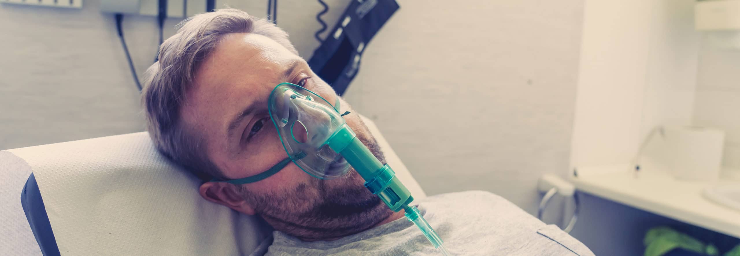 Oxygen therapy for severely ill patients can have serious side effects